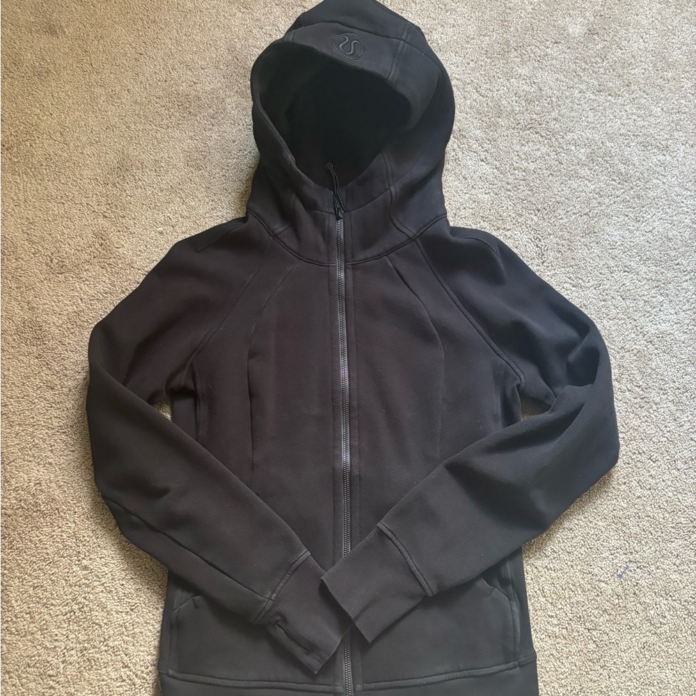 Lululemon black scuba